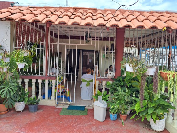 casas - Vendo  casa  comercial en La Vega 4