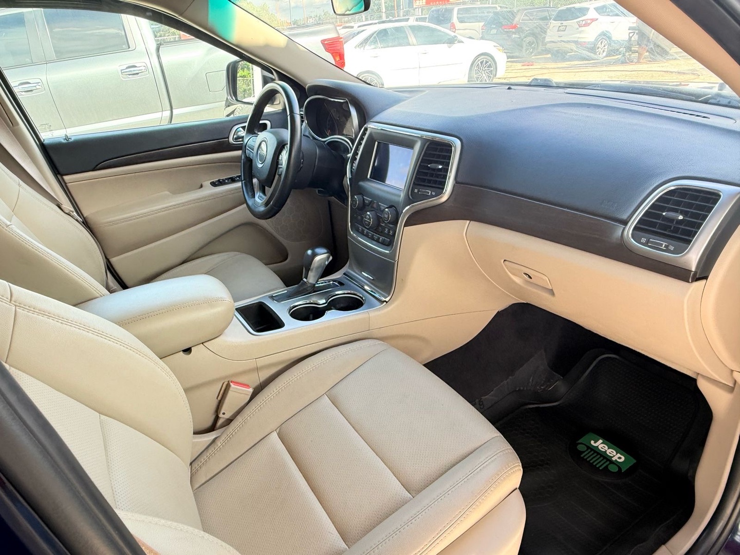 jeepetas y camionetas - Jeep Grand Cherokee 2018 Laredo 4x4  4