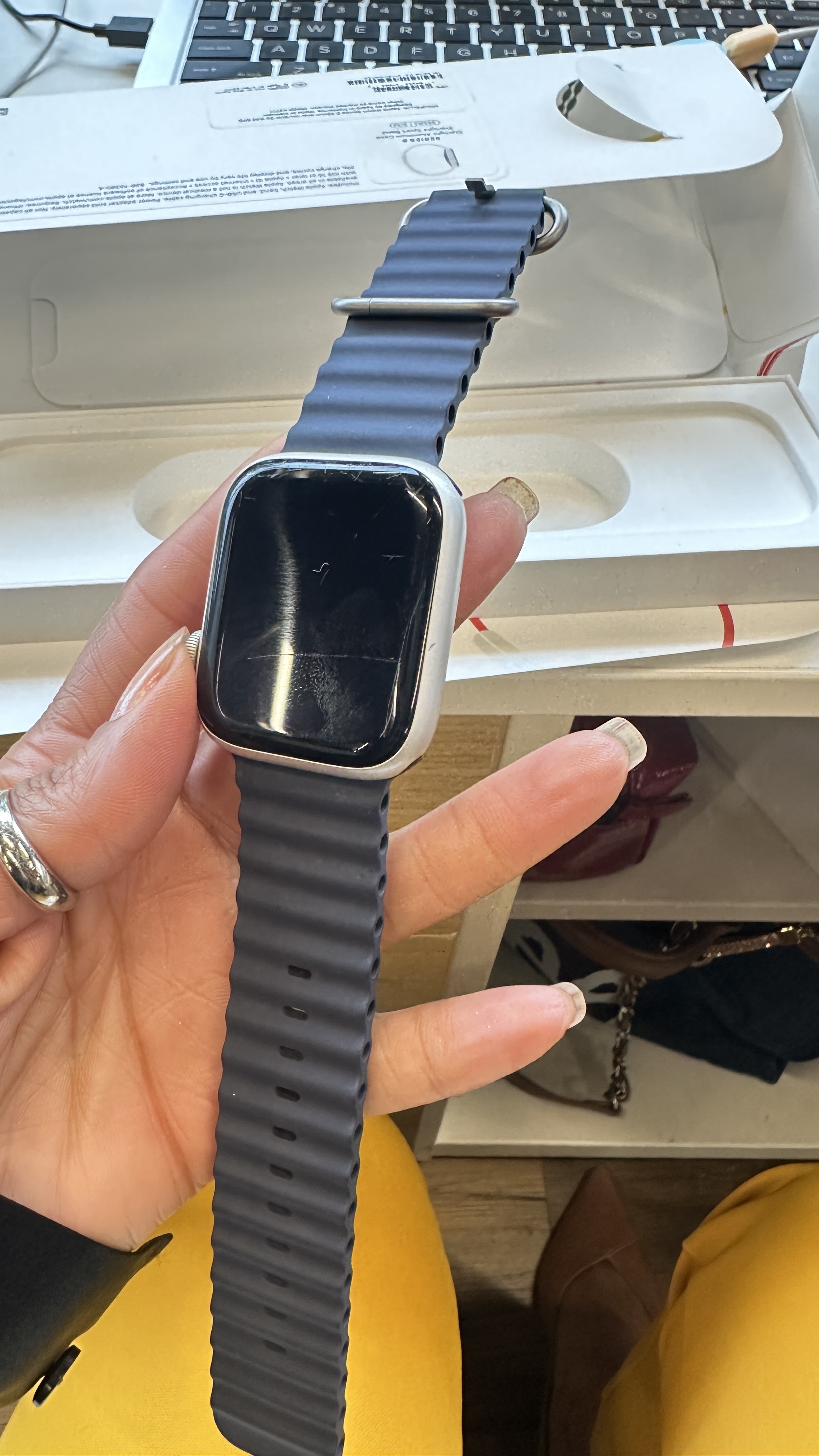 joyas, relojes y accesorios - Vendo reloj iwatch Serie 8 45 MM 3
