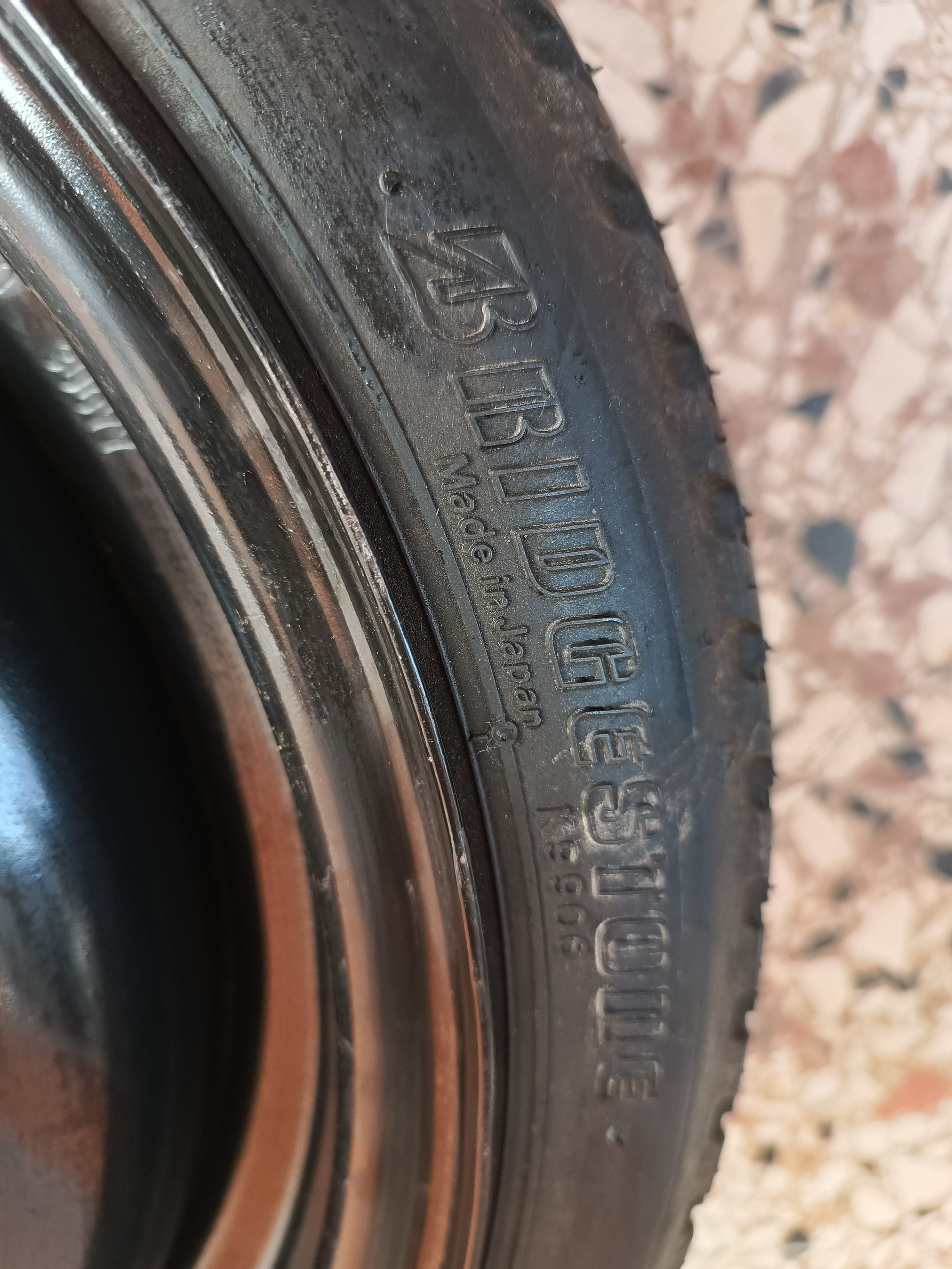 repuestos - Goma de repuesto Bridgestone  1