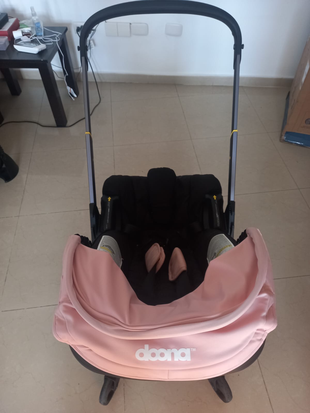 coches y sillas - Coche Doona convertible en cargador y asiento de carro  5