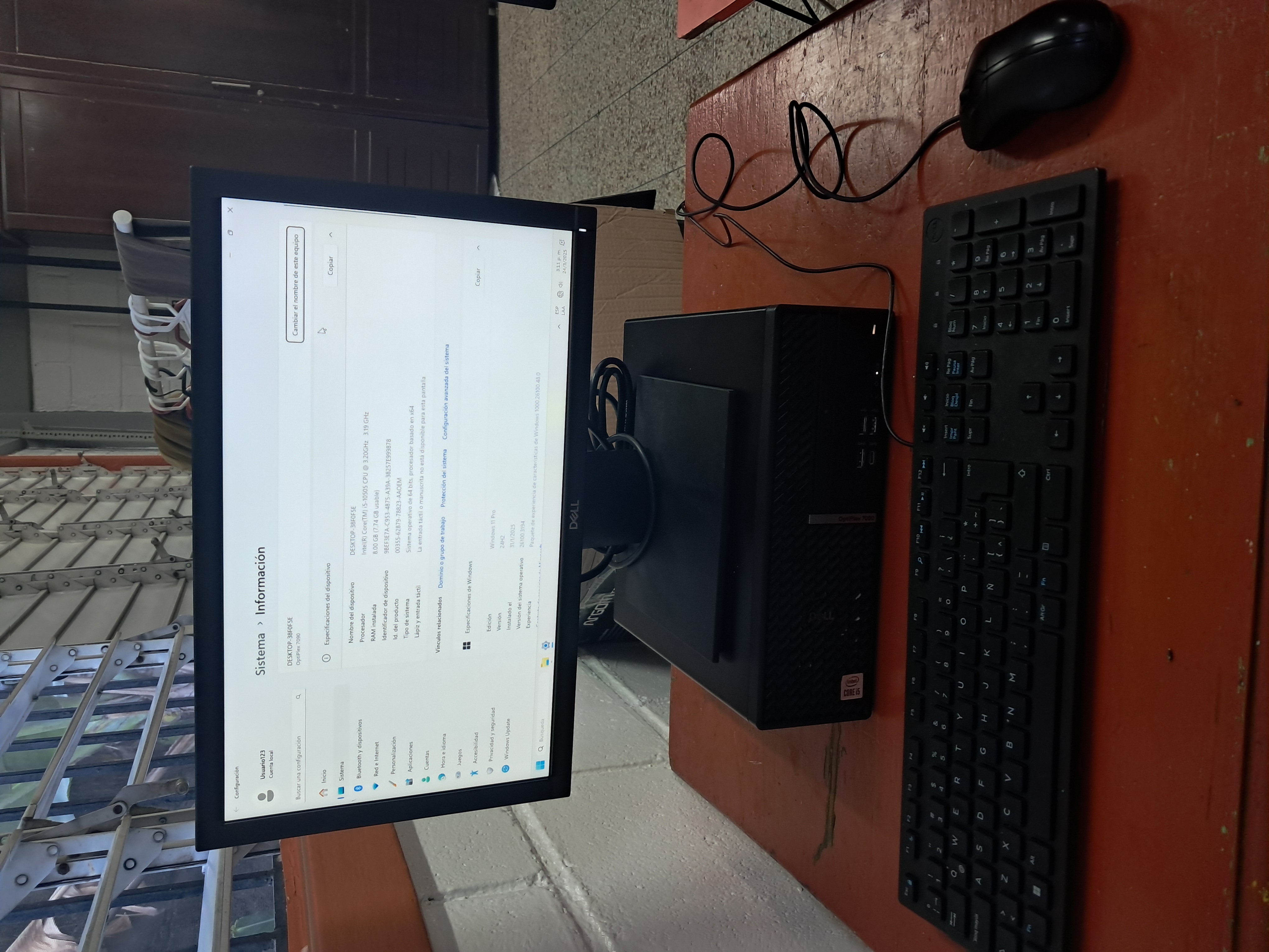 computadoras y laptops - PC DELL OPTIPLEX 7090 y PC CLON RD$7,000.00 4