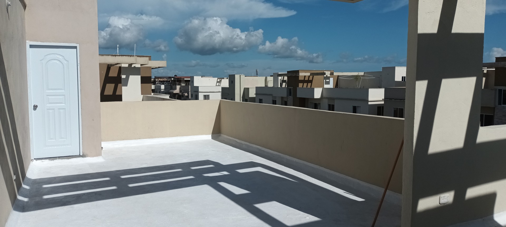 apartamentos - Apartamento 4ta Con Terraza en San Isidro, próximo a la zona Franca . 1