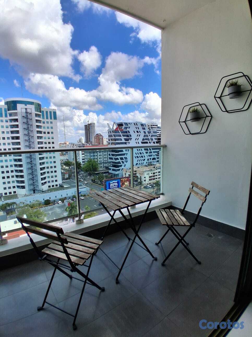 apartamentos - Apartamento Amueblado en piantini  Precio de Alqui 4