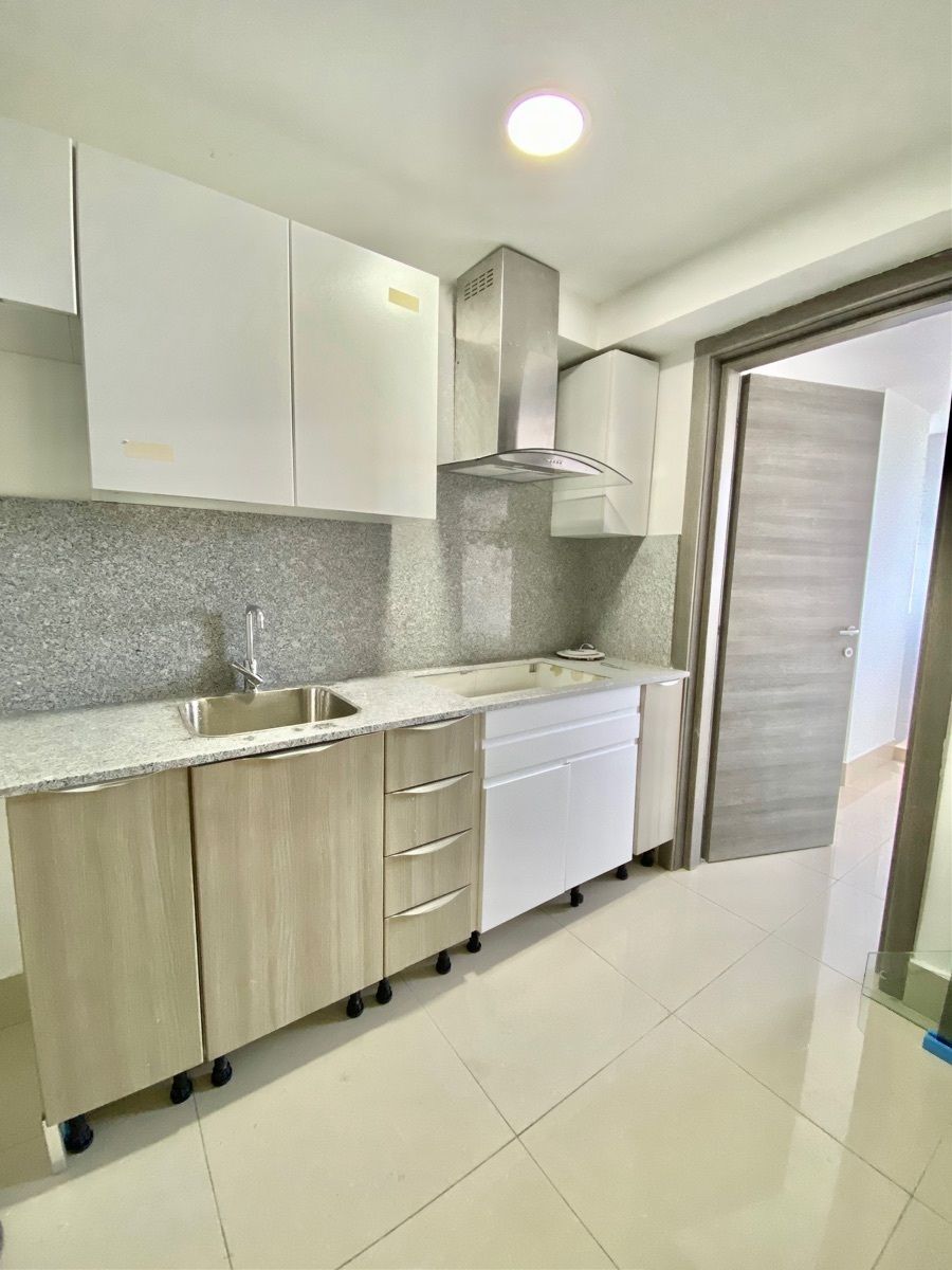 penthouses - PENTHOUSE EN VENTA EN EVARISTO MORALES DE 3 HABITA 7