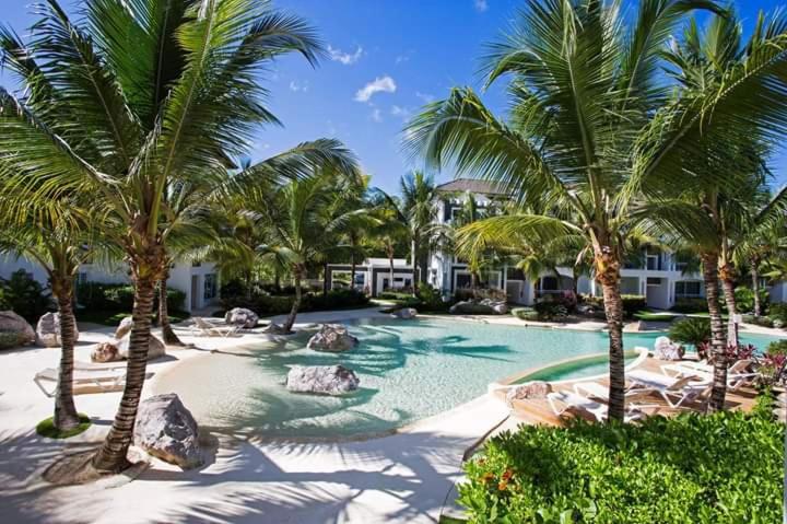 apartamentos - APARTAMENTO MODERNO EN  RESIDENCIAL CON PISCINA 