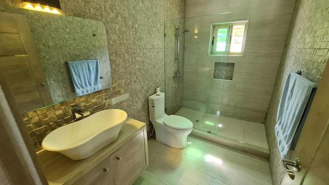 casas vacacionales y villas - Hermosa Villa de 3 Niveles con Vista al Oceano 3