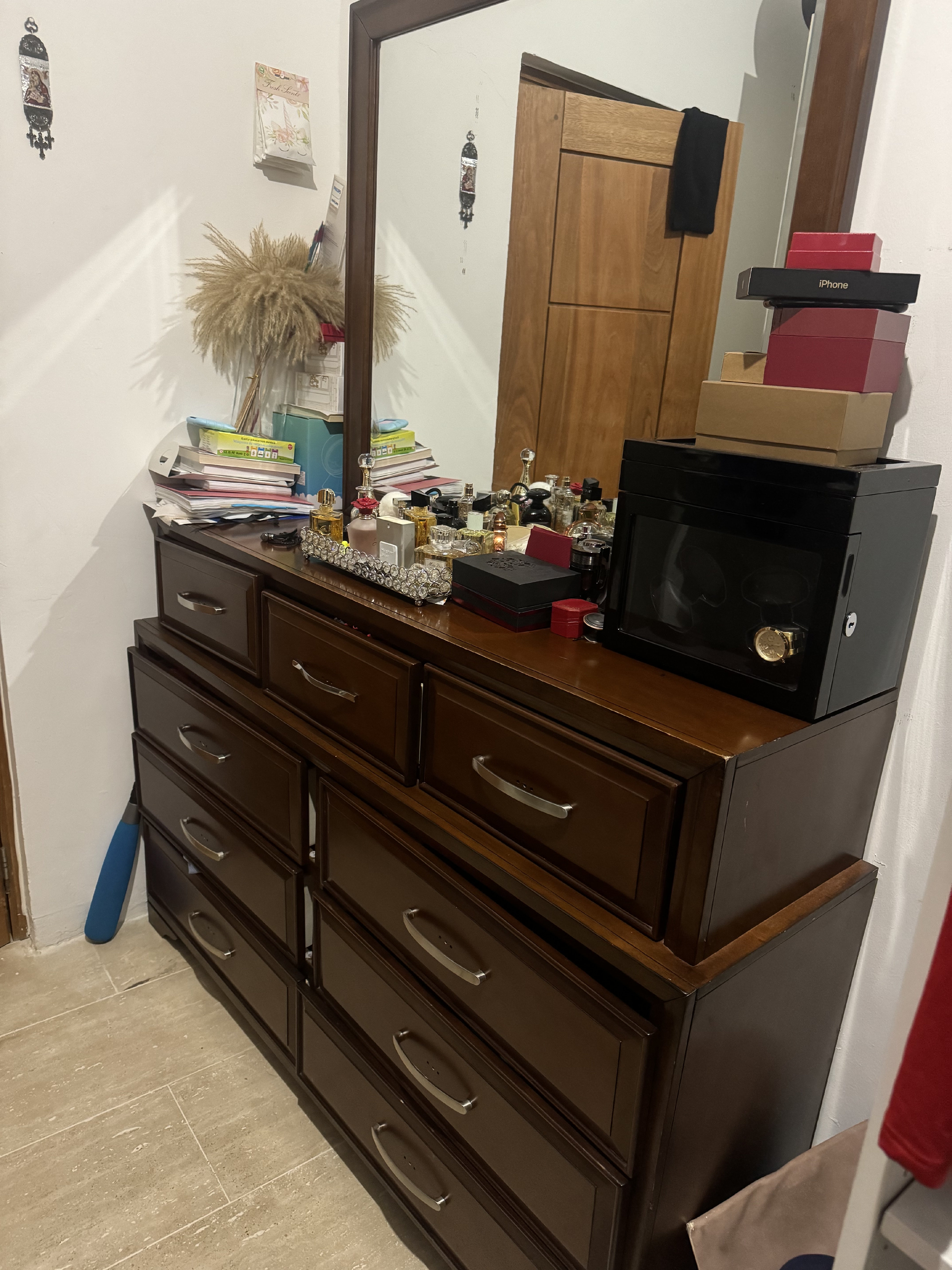 decoración y accesorios - Gavetero con espejo 0