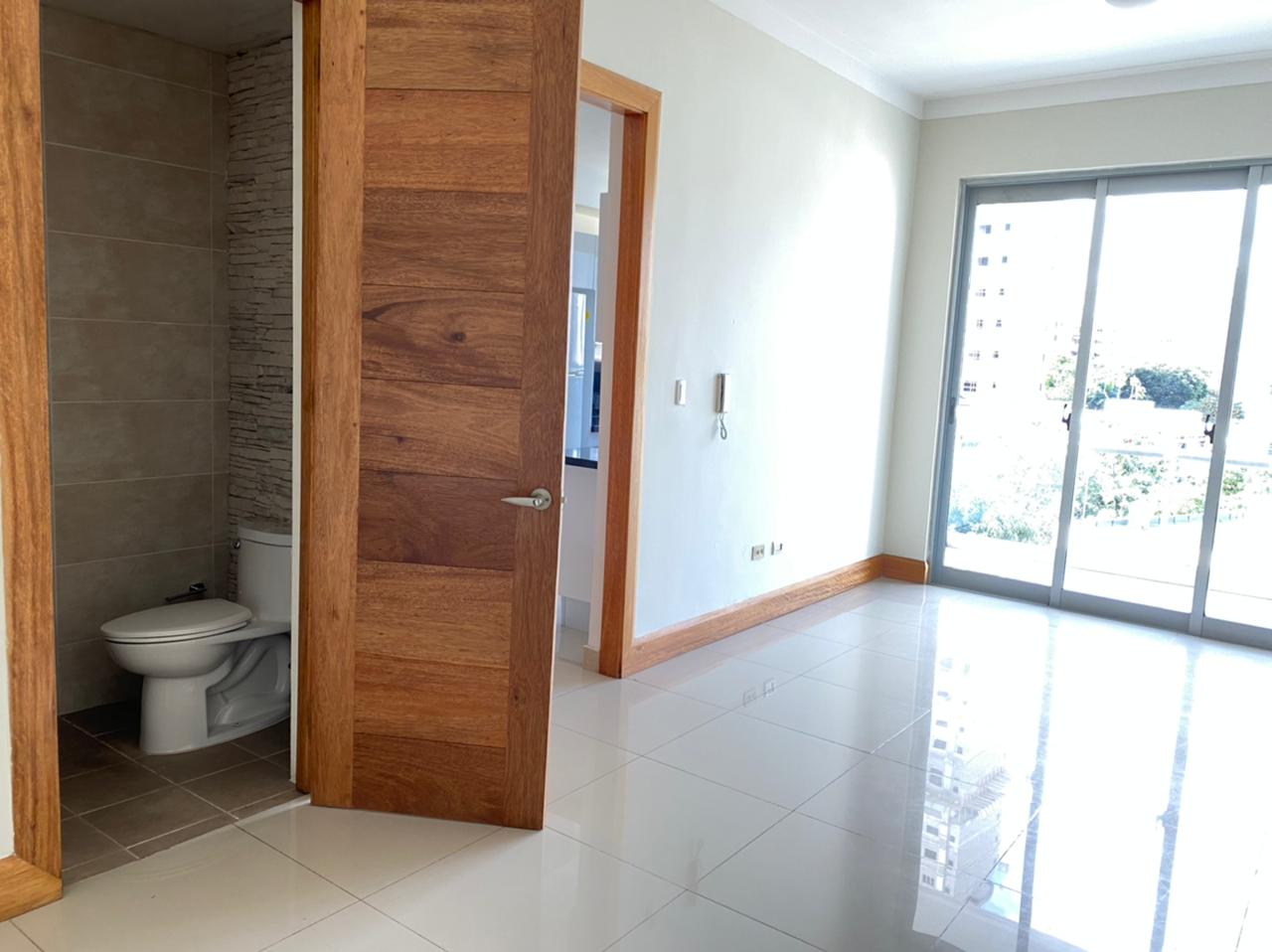 apartamentos - Rento Apartamento con linea Blanca en Serralles  8