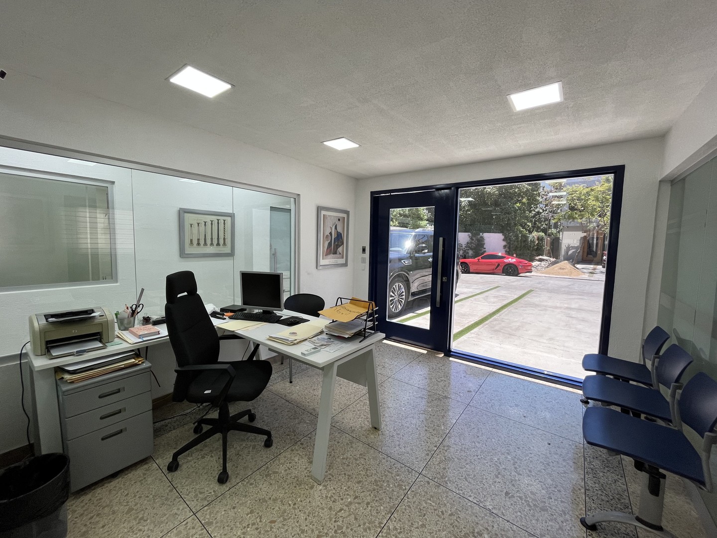 casas - El Millon casa - oficina con 10 parqueos  5