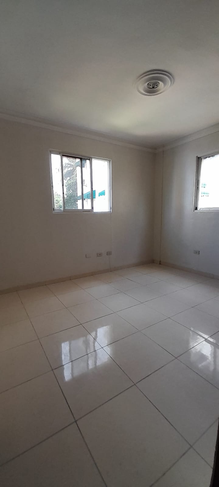 apartamentos - Vendo apartamento en 3er nivel de Alma Rosa I 6