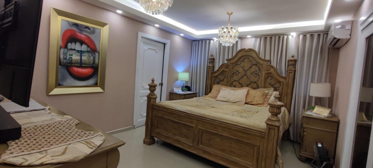 penthouses - Exclusivo penthouse ubicado en reparto los 3 ojos 8