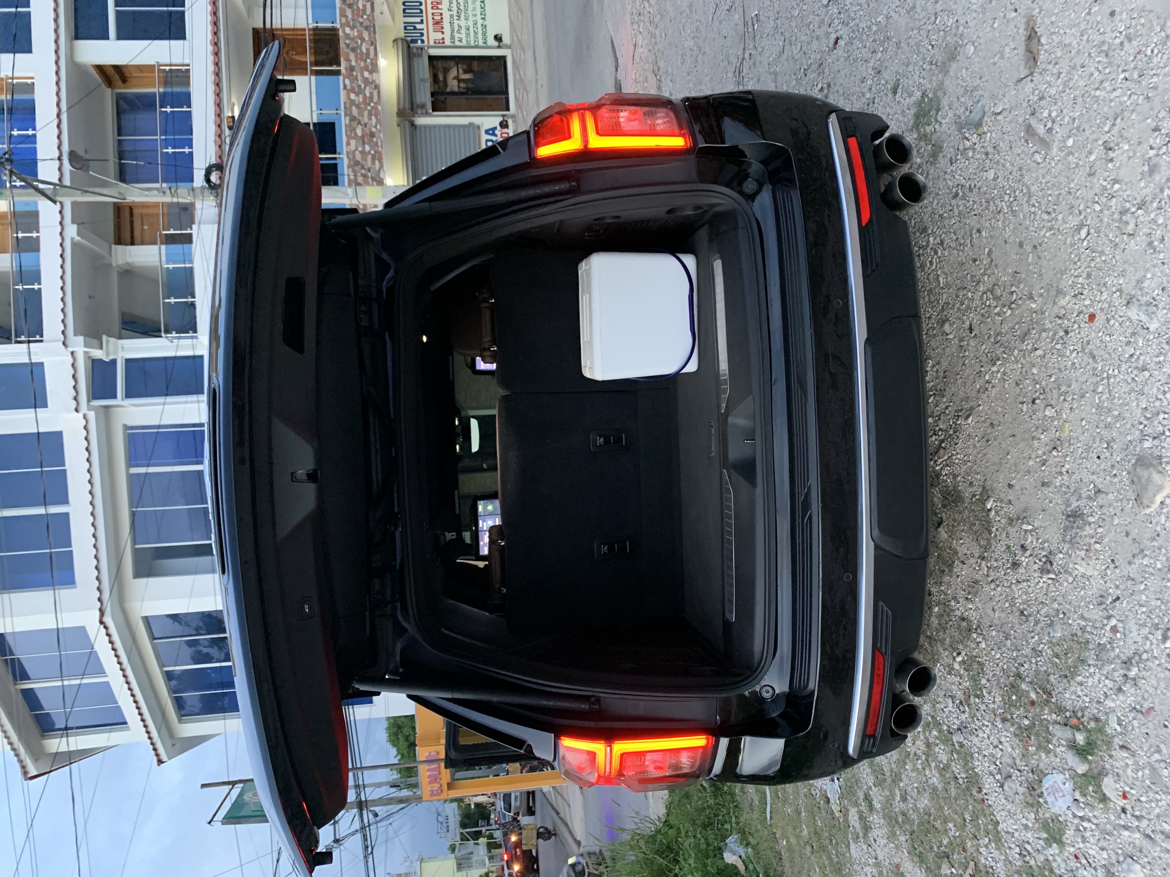 jeepetas y camionetas - 2021 Chevrolet Tahoe High Country FULL 9