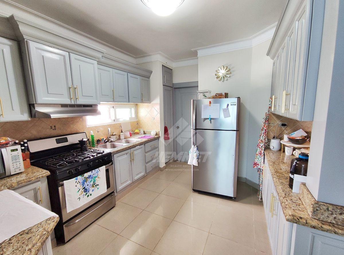 apartamentos - APARTAMENTO CENTRICO EN VENTA LA ESPANOLA SANTIAGO 8