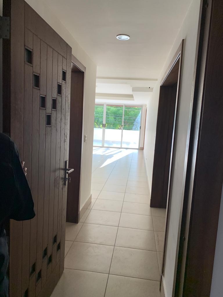 apartamentos - RENTO HERMOSO APARTAMENTO CON ESTUDIO MAS PISCINA EN PIANTINI 8