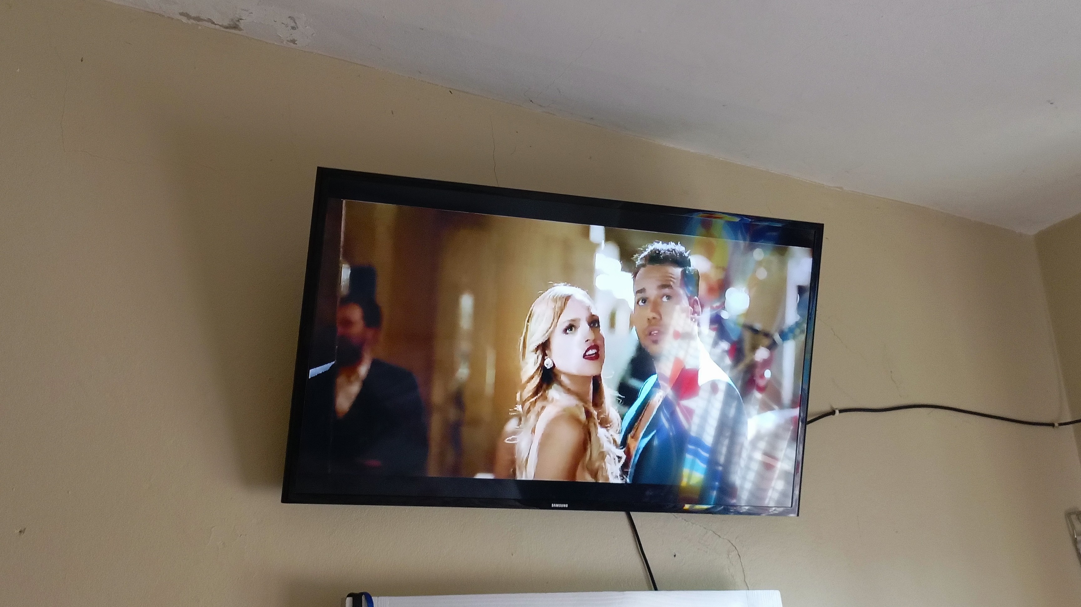 electrodomesticos - SMART TV SAMSUNG 43 PULG. POR CAMBIO DE TAMAÑO 2