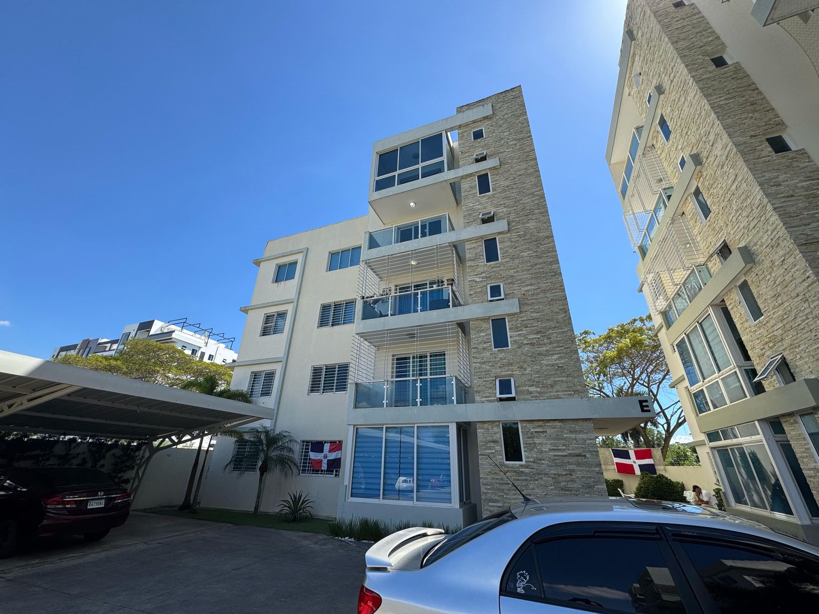 apartamentos - Alquiler hermoso apartamento en Residencial Loira