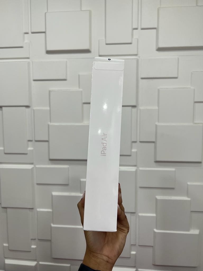 celulares y tabletas - iPad Air 5th Generacion de 256gb Sellada  1