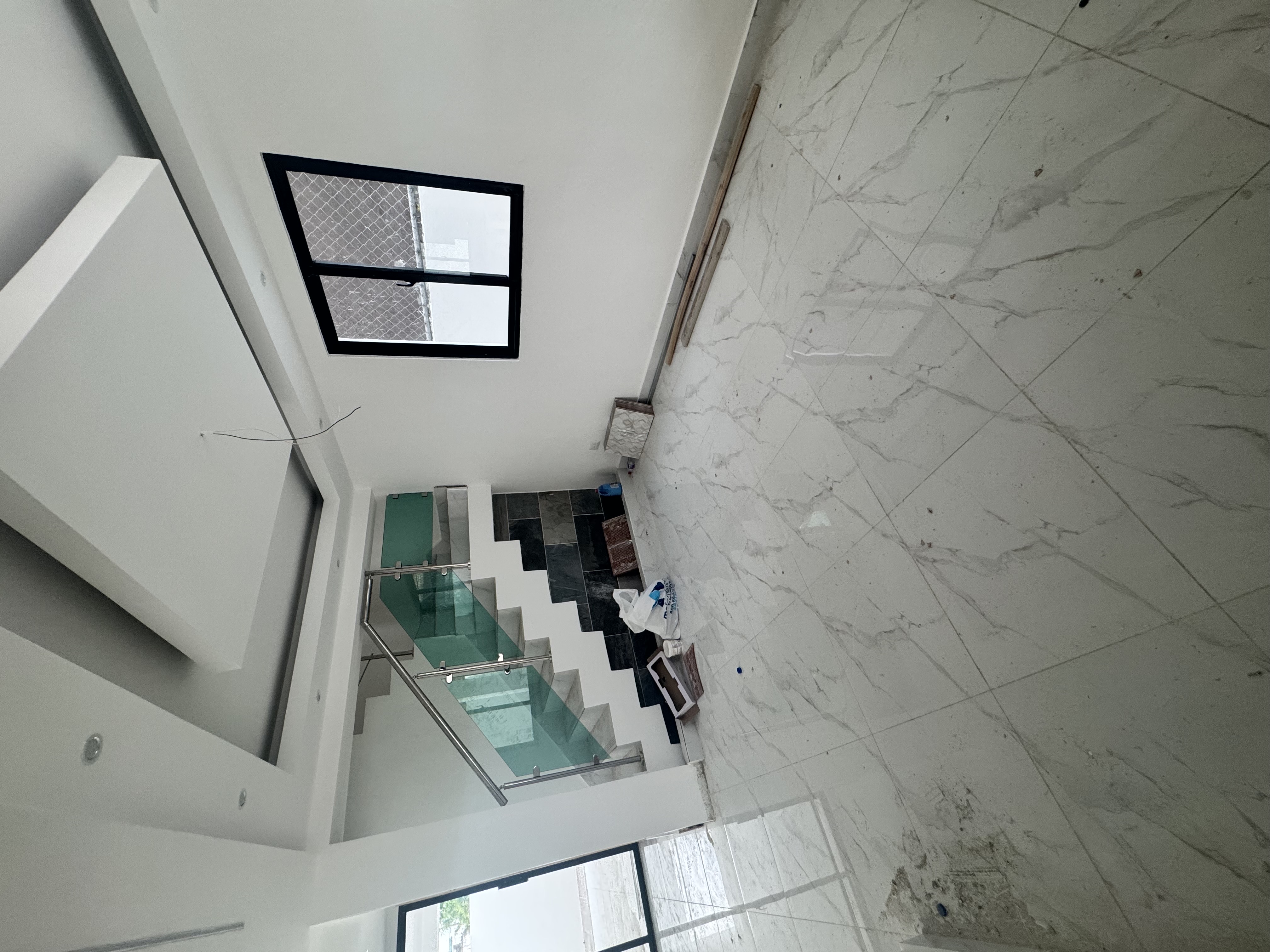 casas - venta de casa con 4 habitaciones en autopista de san isidro Santo Domingo este  7