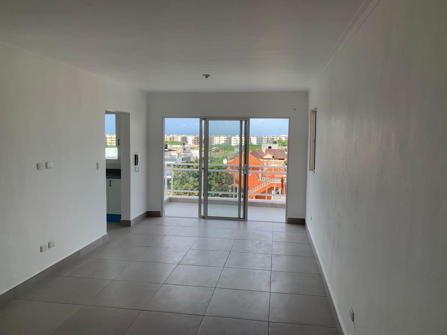 apartamentos - Apartamento en la autopista de san Isidro con terraza privada  1