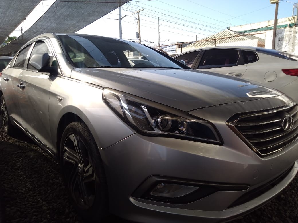 carros - HYUNDAI SONATA LF 2017 GRISDESDE: RD$ 675,100.00