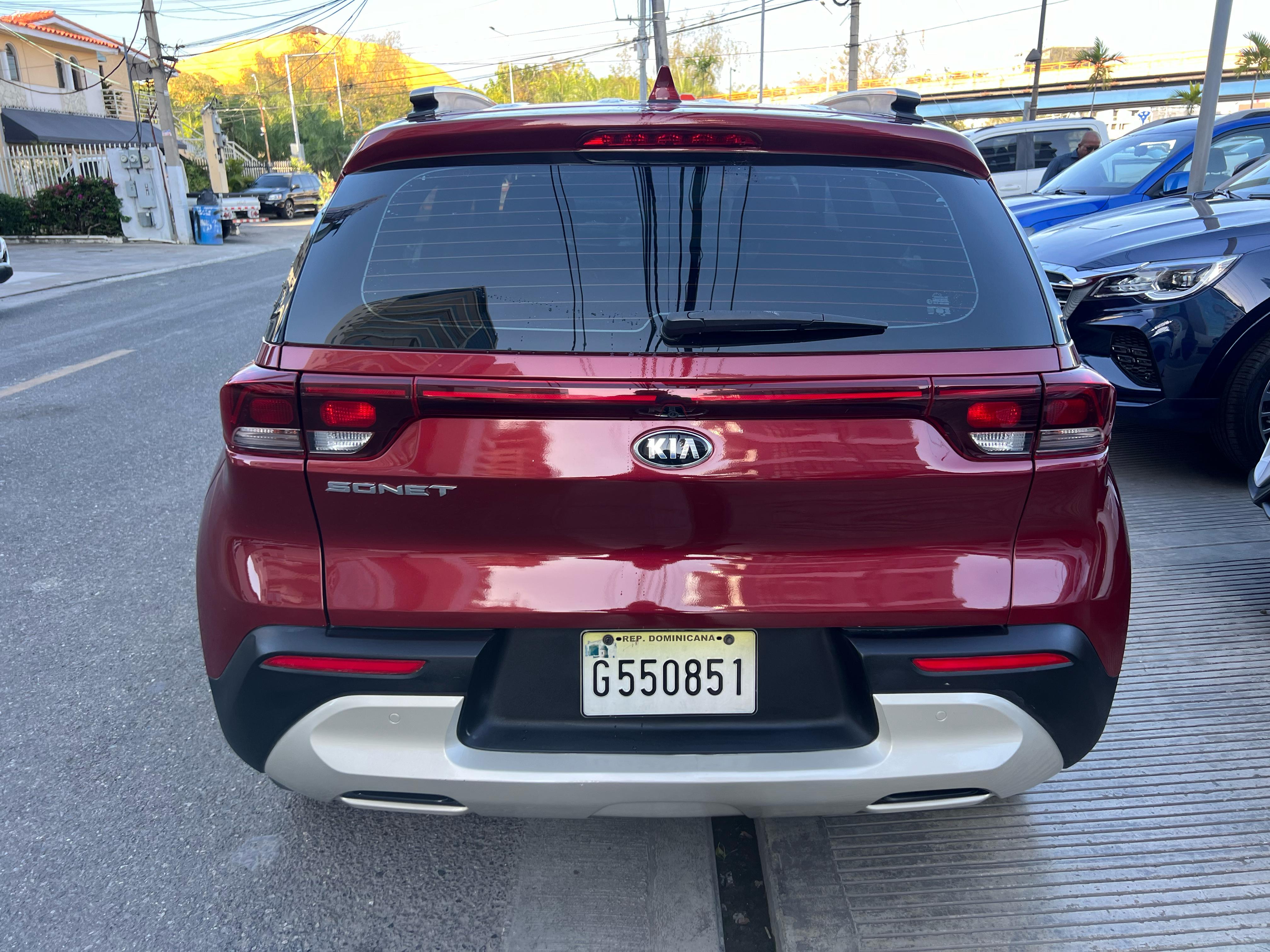 jeepetas y camionetas - KIA SONET 2022 INTERIOR EN PIEL 3