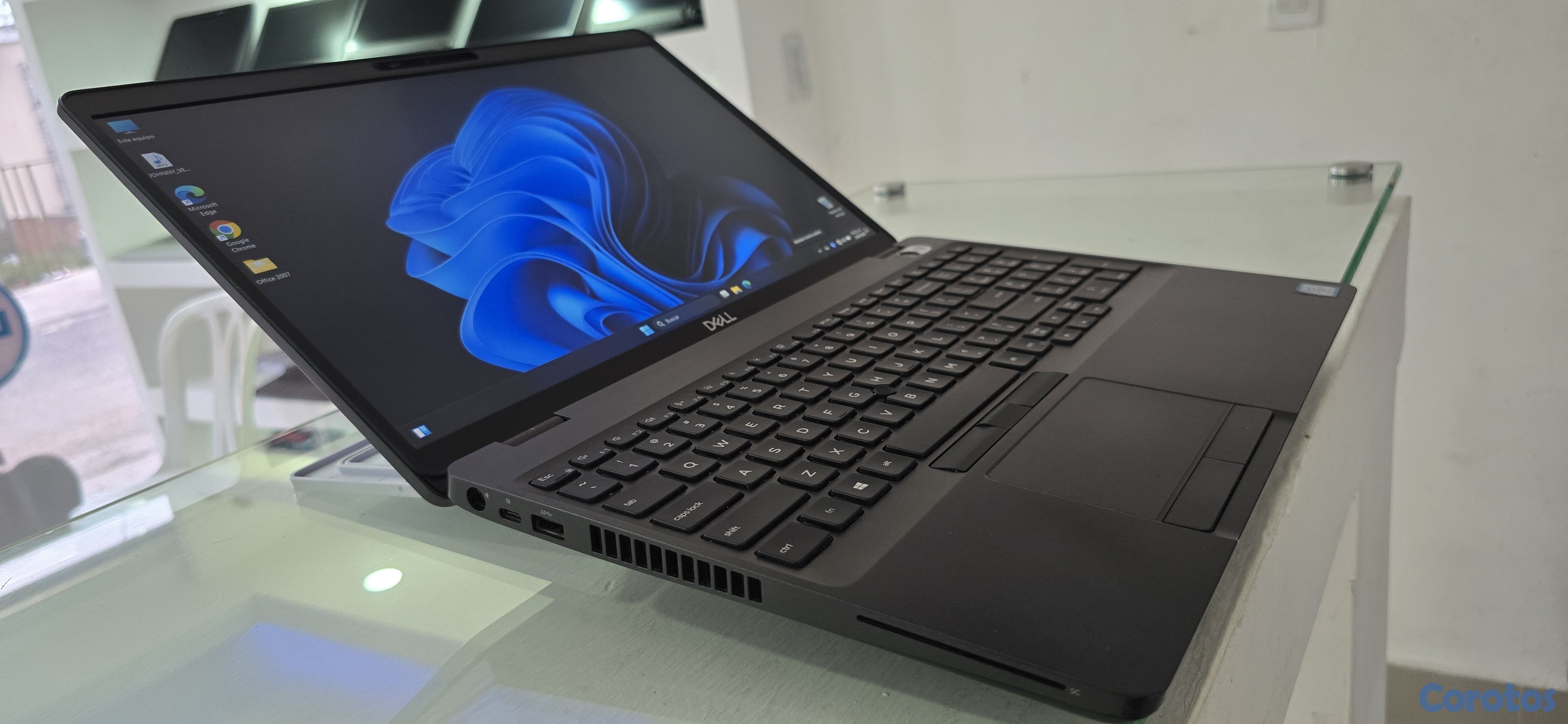 computadoras y laptops - Dell 5500 17 Pulg Core i7 8va Ram 16gb ddr4 Disco 1tb ssd Video 8gb 3