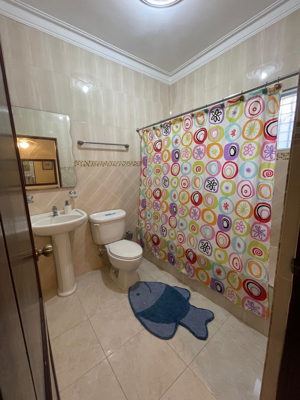 casas - CASA EN VENTA PROXIMO A VILLA OLGA, SANTIAGO. 8