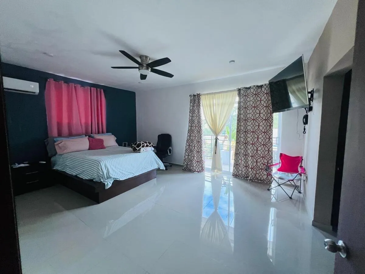 casas - Casa en San Pedro de macoris de 3 habitaciones  8