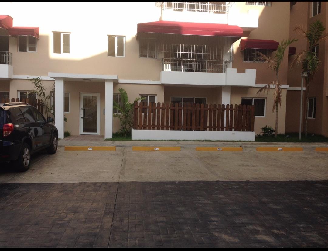 apartamentos - Colinas del oeste, Alquilo  Apartamento  5