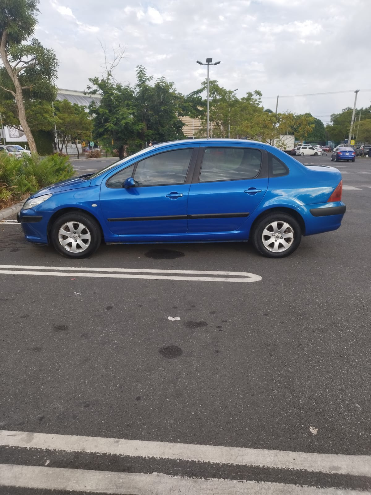 carros - Peugeot 307 automático  4