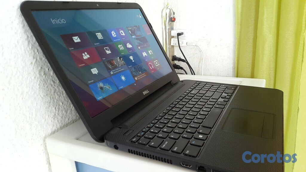 computadoras y laptops - Dell inspiron 17.3 Pulg Core i3 Ram 8gb Disco 256gb SSD Solido hdmi 2