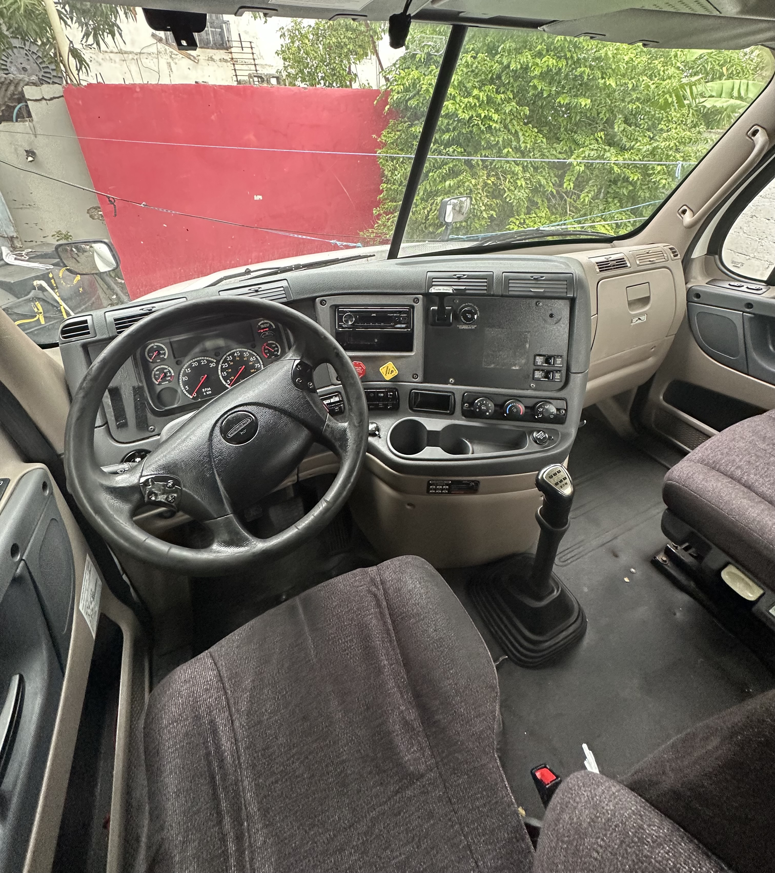 camiones y vehiculos pesados - Freightliner Cascadia 125 2014 7