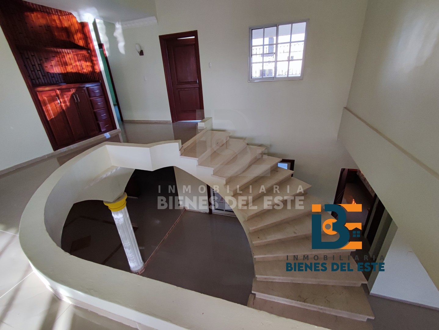 casas - SE RENTA Amplia CASA Con CINCO Habitaciones en Residencial Villa España, Calle S 5