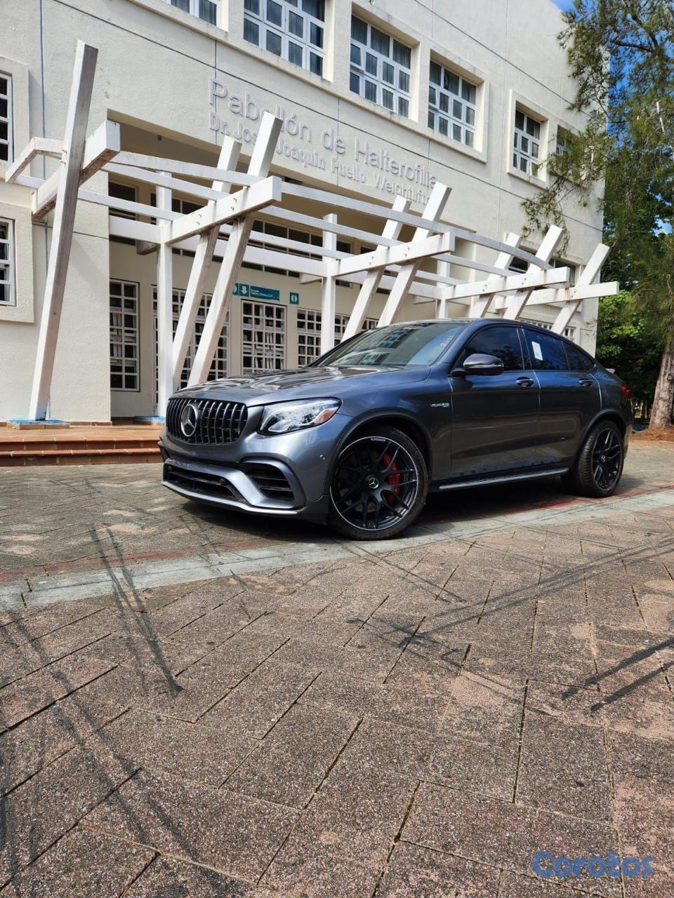 jeepetas y camionetas - Mercedes AMG GLE 63 1