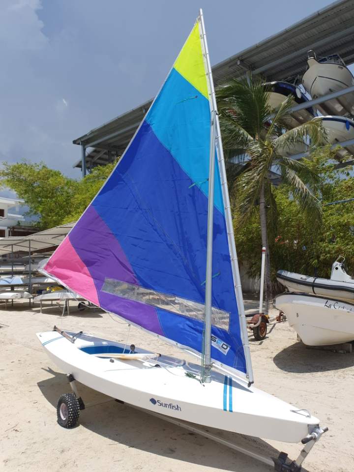 botes - Velero Sunfish y velero Laser