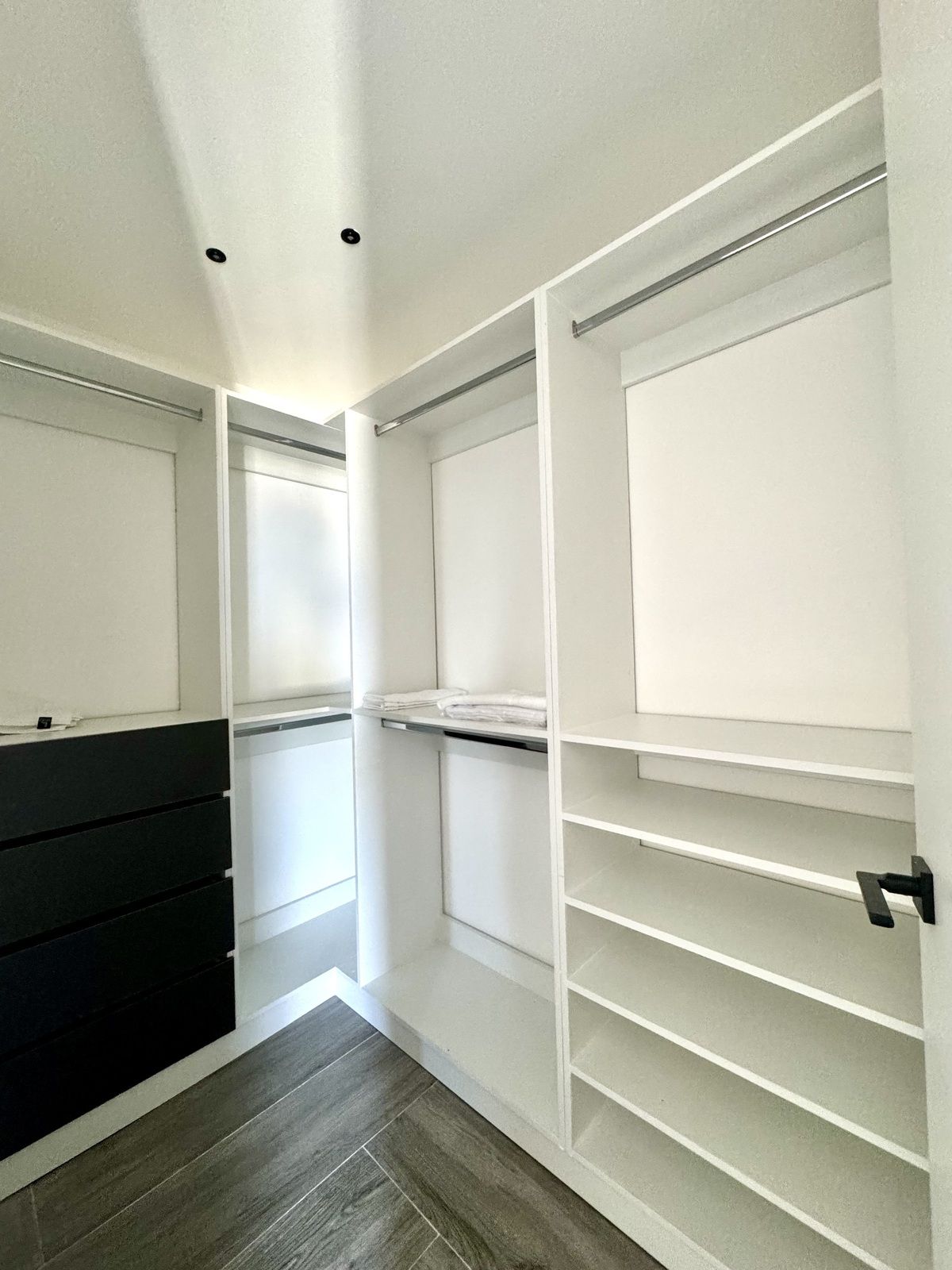 apartamentos - Apartamento Amueblado en Alquiler en Naco 7