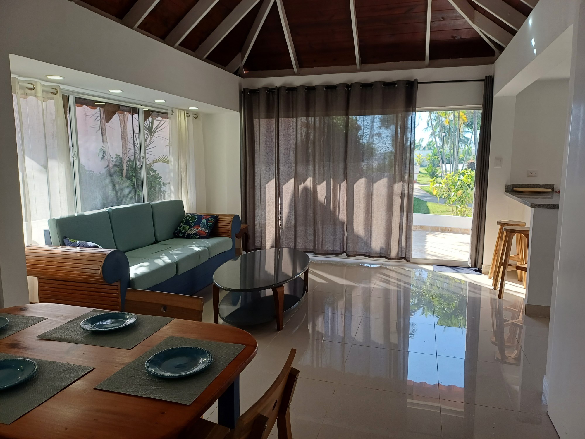 casas - Villa en residencial frente al mar caribe. 0