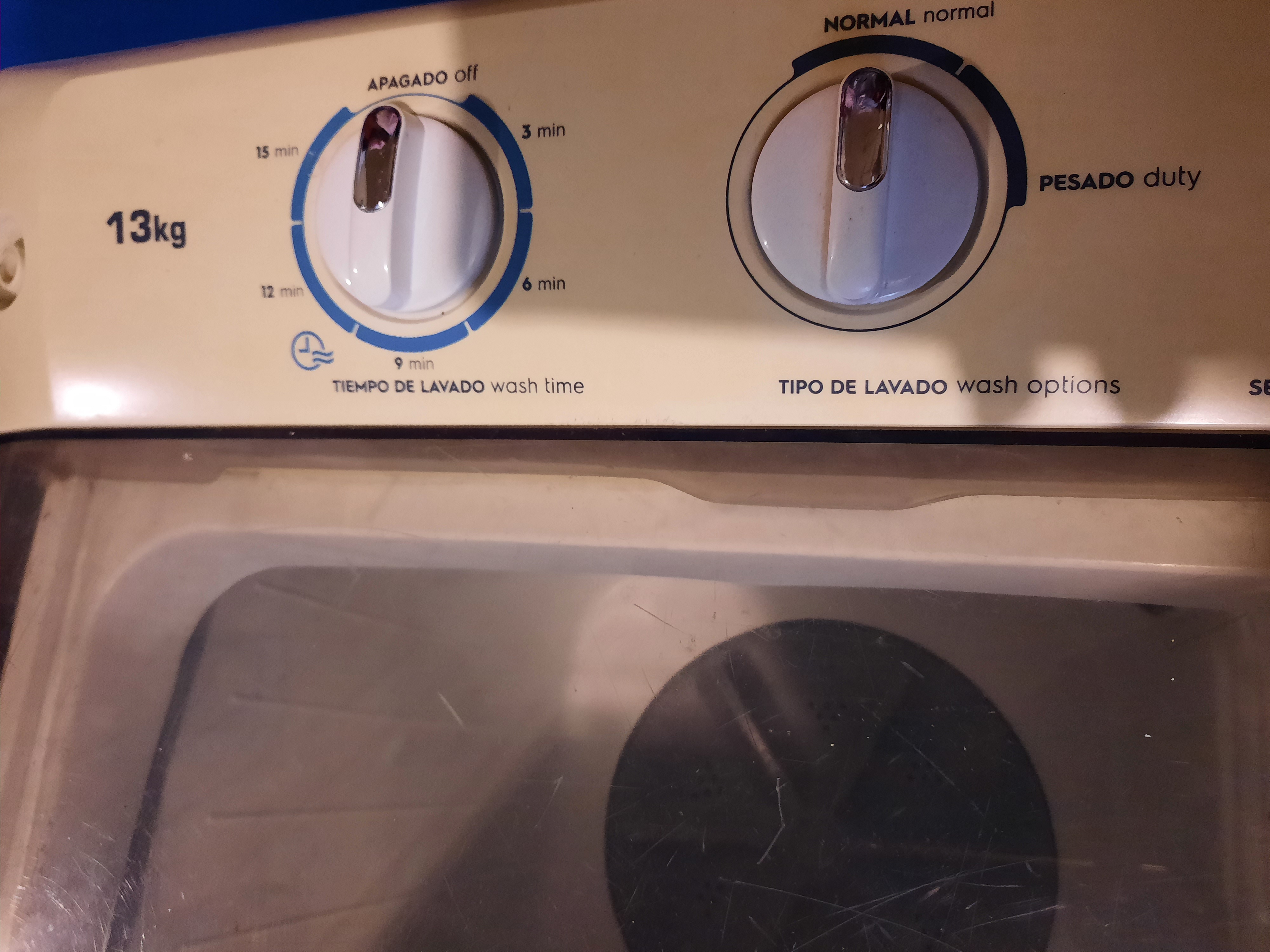 electrodomesticos - Lavadora frigidaire de 28 libras  2