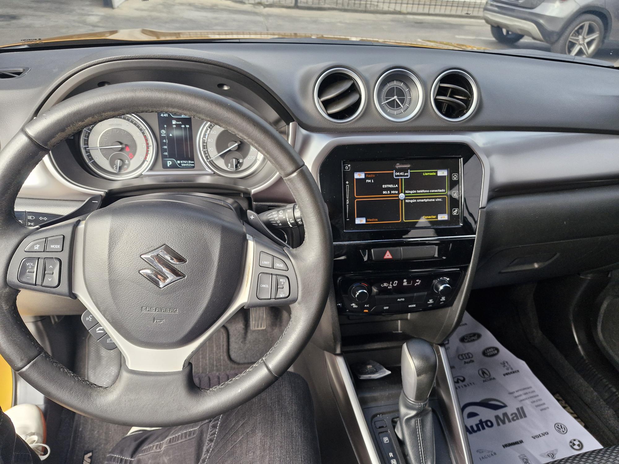 jeepetas y camionetas - SUZUKI VITARA 2020 SE VENDE POR MOTIVOS DE VIAJES 4