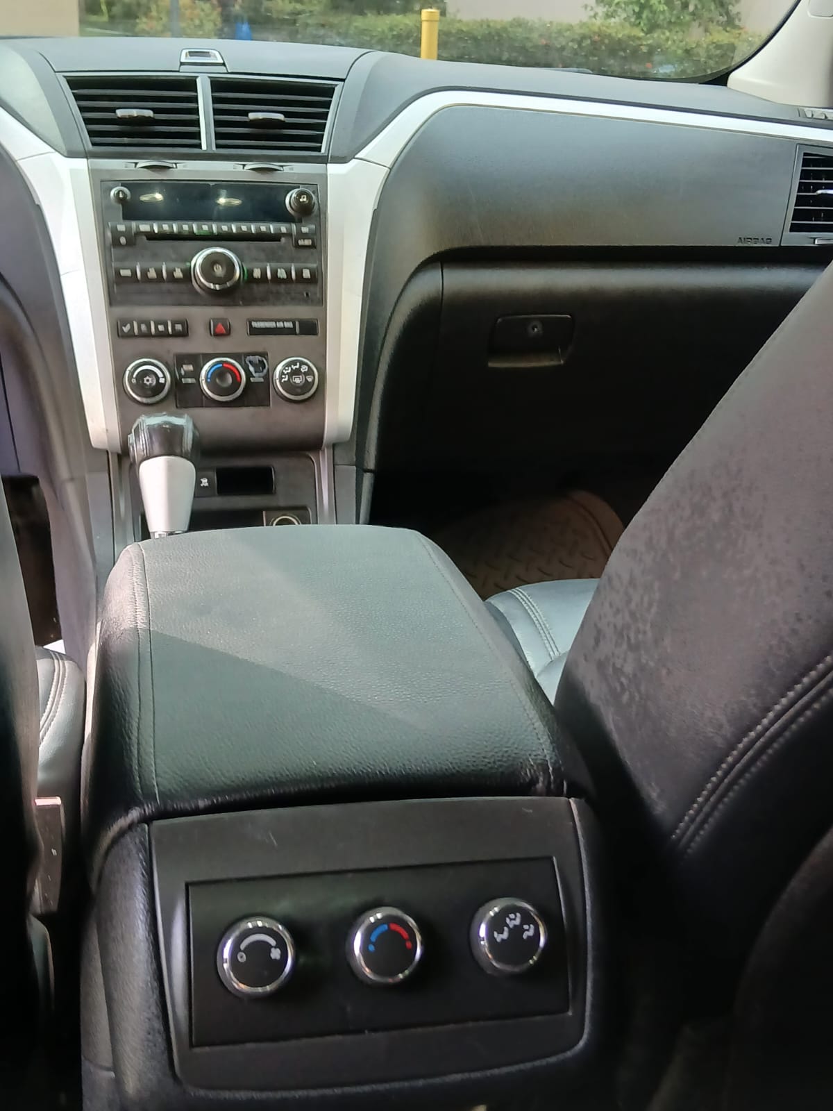 jeepetas y camionetas - Chevrolet Traverse LT 2011 Negociable  3