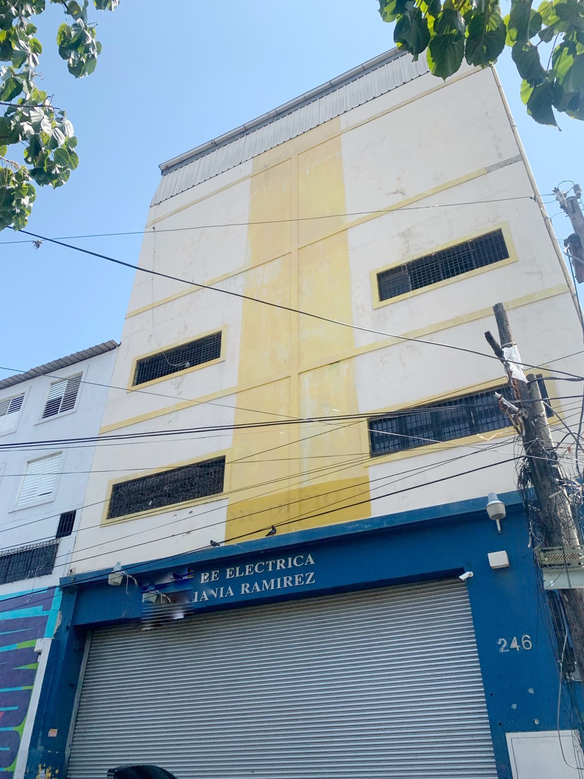 oficinas y locales comerciales - Local en venta céntrico  1