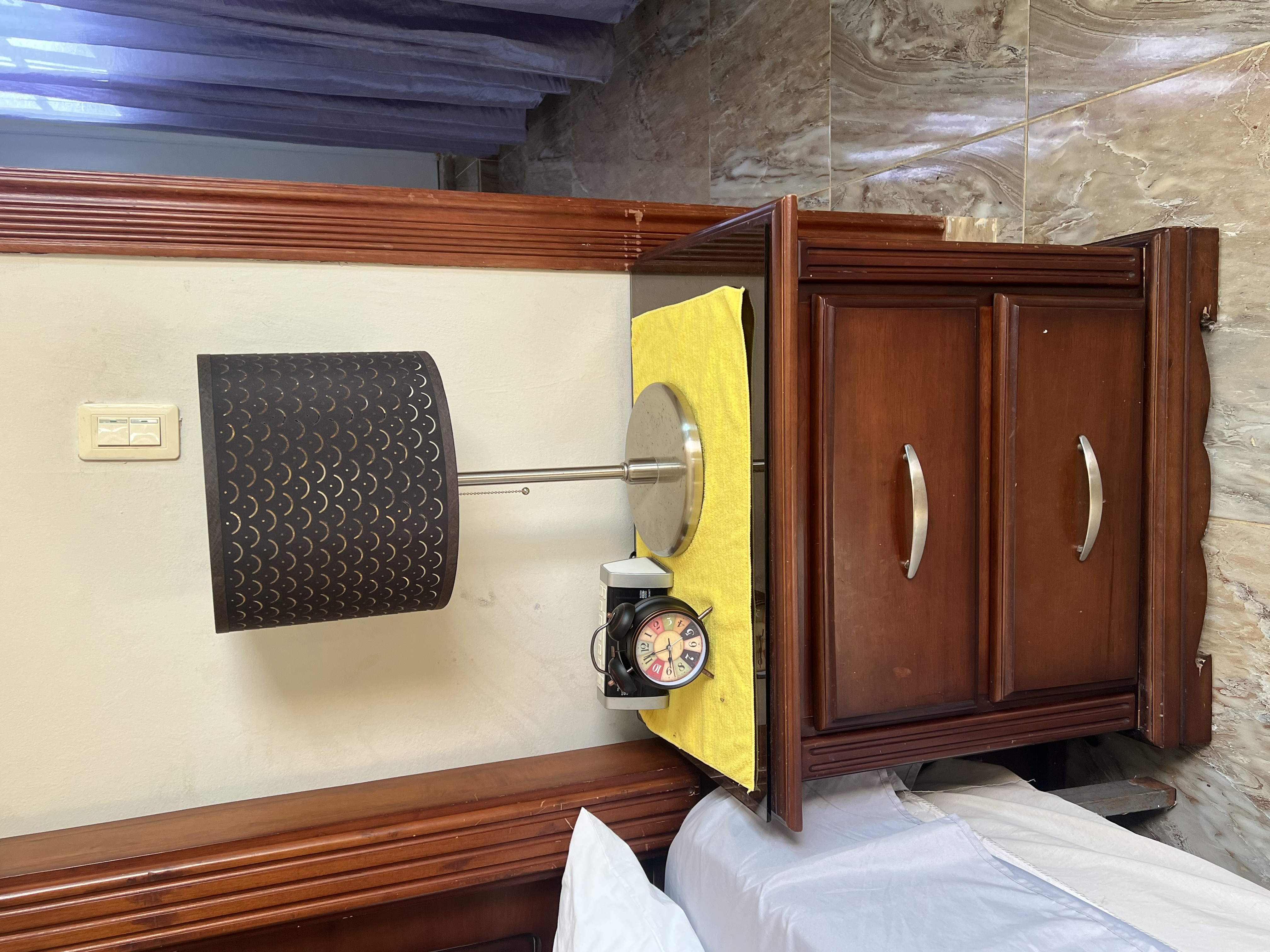 muebles y colchones - Juego de habitación en caoba  1