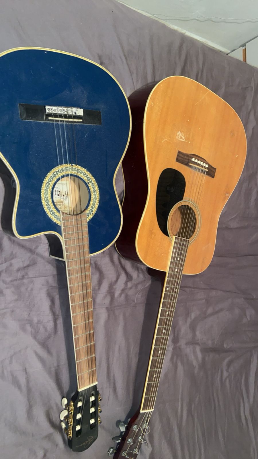 instrumentos musicales - VENDO GUITARAS USADAS COMO NUEVAS 1