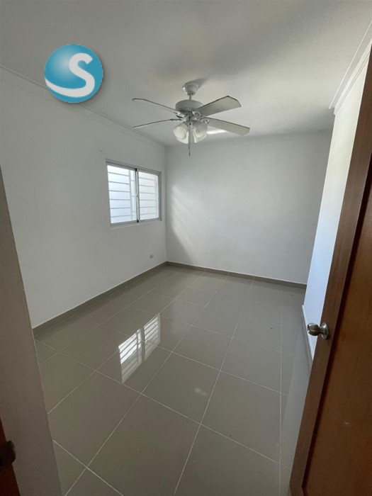 apartamentos - Amplio apartamento en venta, Sector Los Frailes II 4
