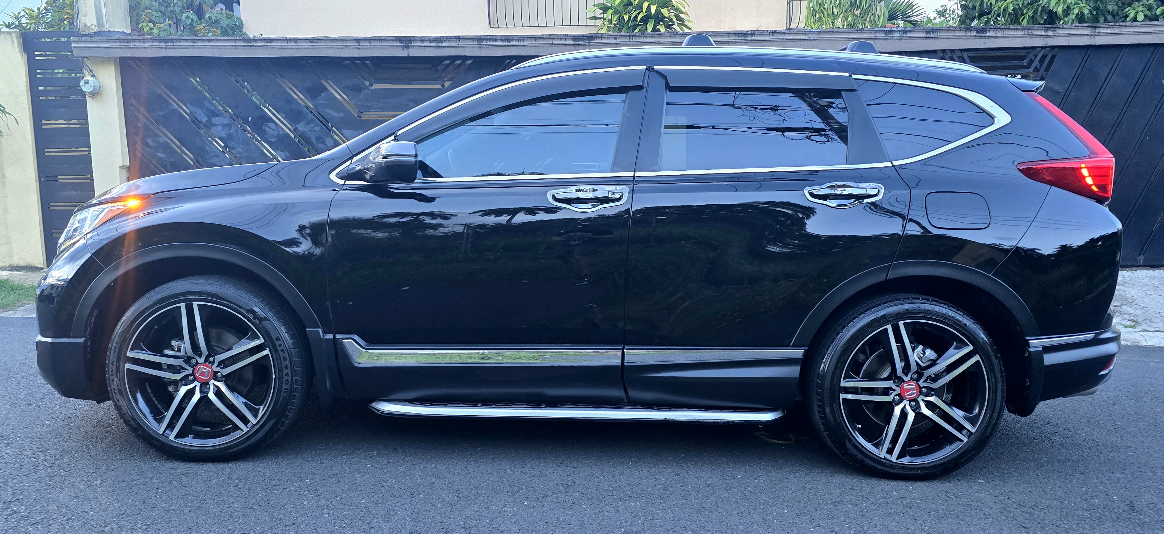 jeepetas y camionetas - CRV TOURING 2017 5