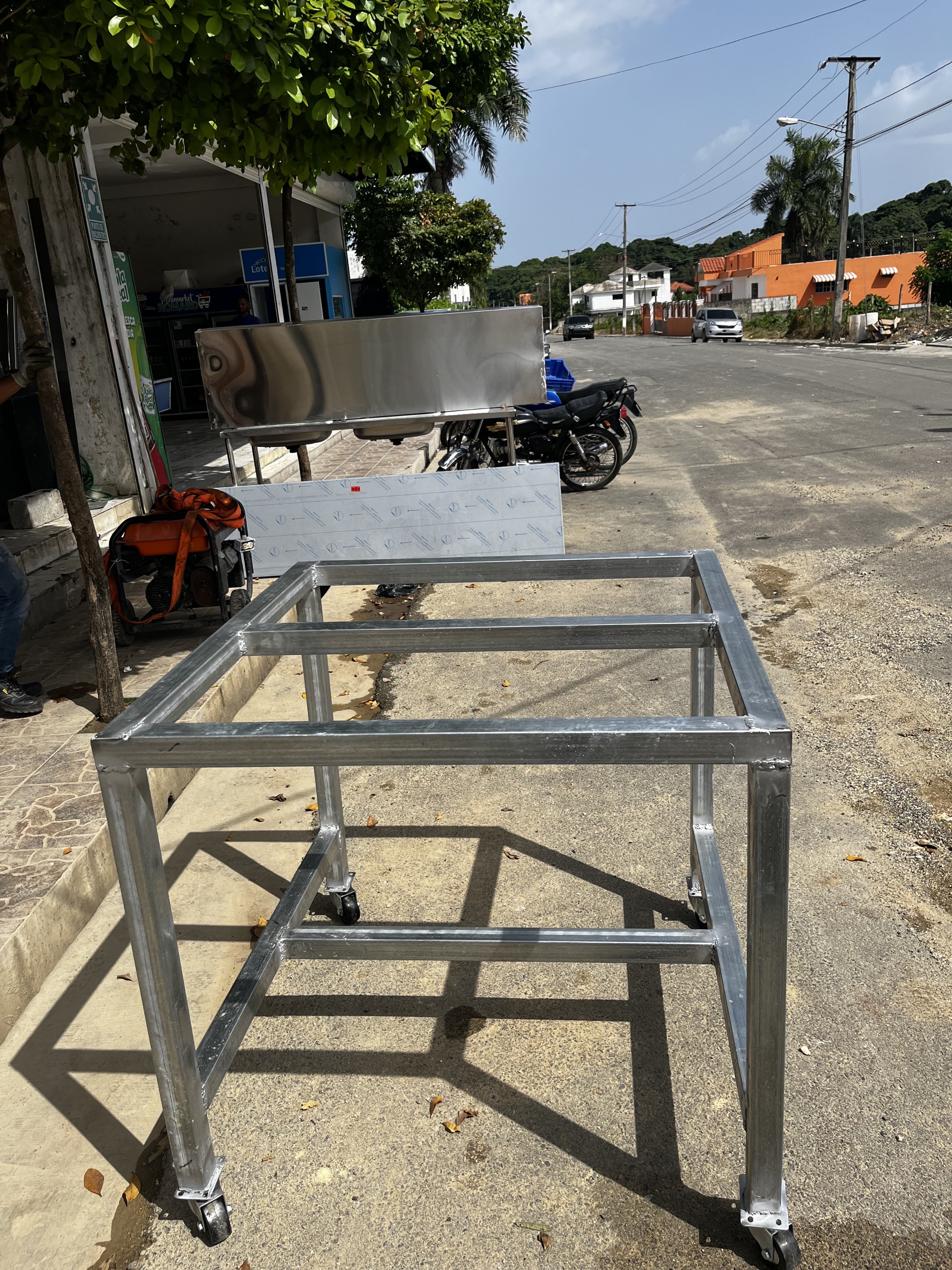 equipos profesionales - Base para hornos Industrial 
 0