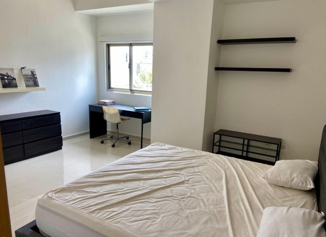 apartamentos - Apartamento en venta #24-872 iluminado bien distribuido planta eléctrica 3