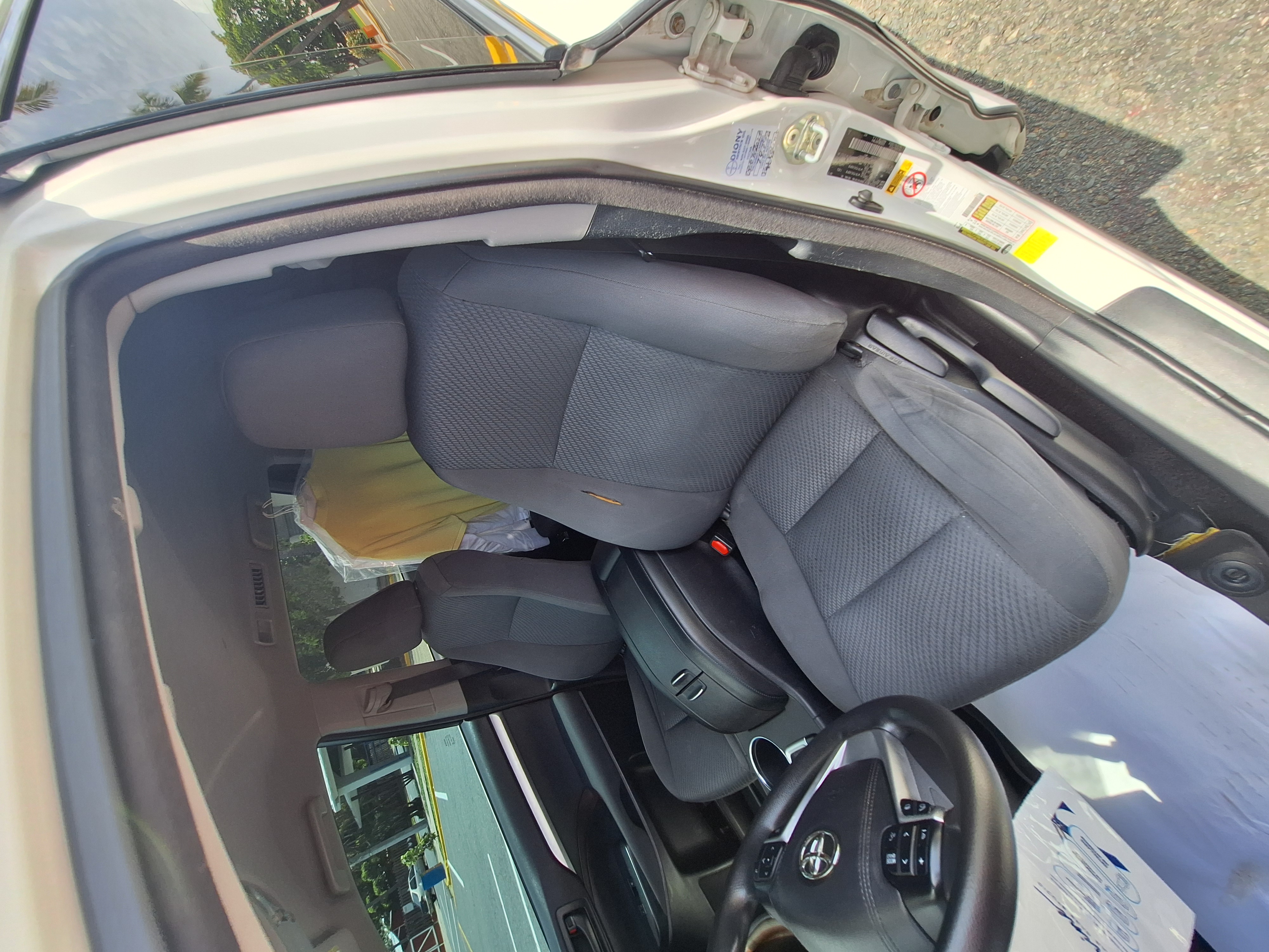 jeepetas y camionetas - Se Vende Toyota Highlander LE 2015 3