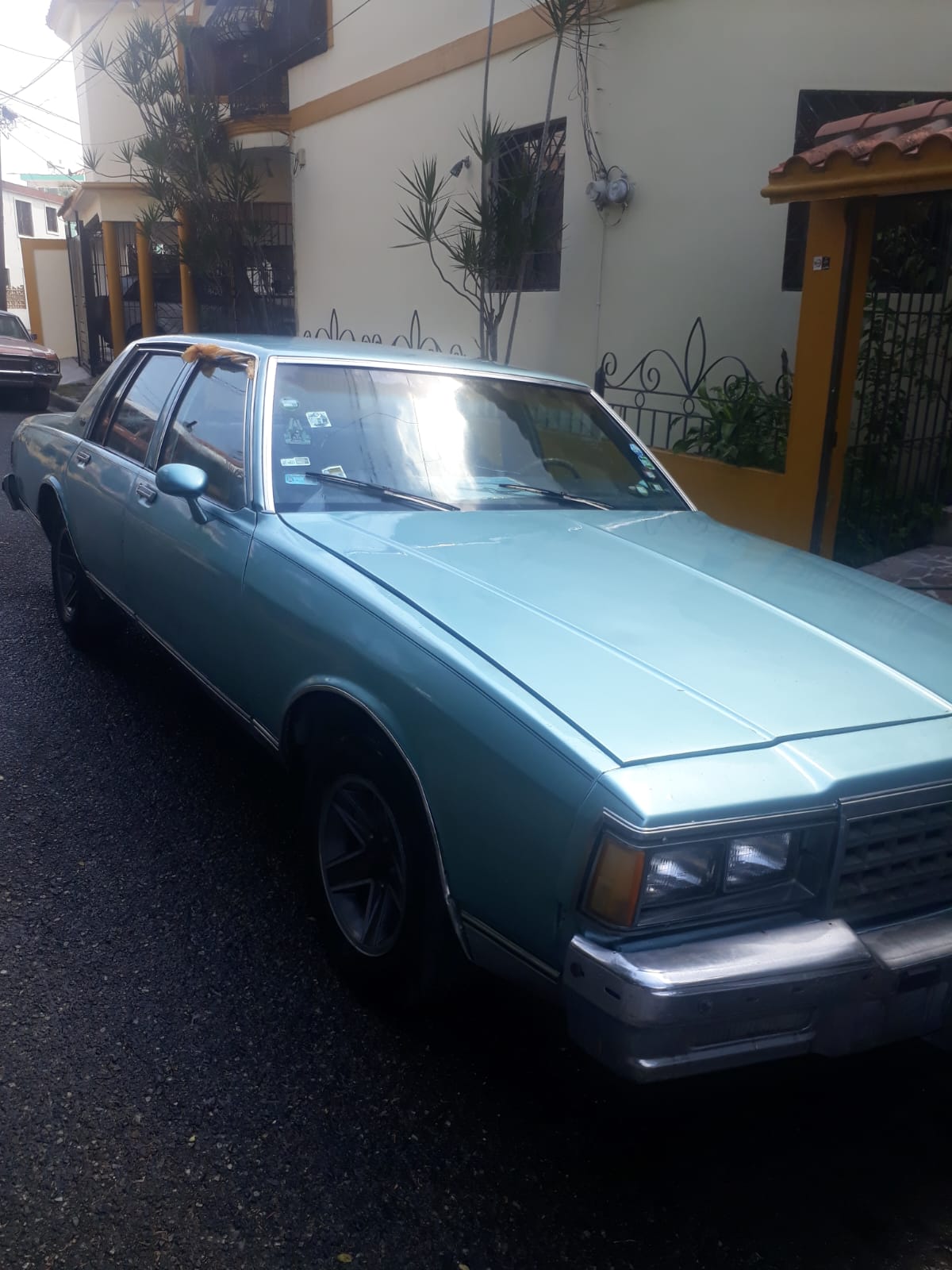carros - Chevrolet Caprice Classic año 81y 82 (2 unidades) 3